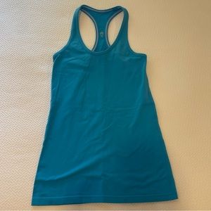 Size girls 12 ivivva tank top. Electric blue
